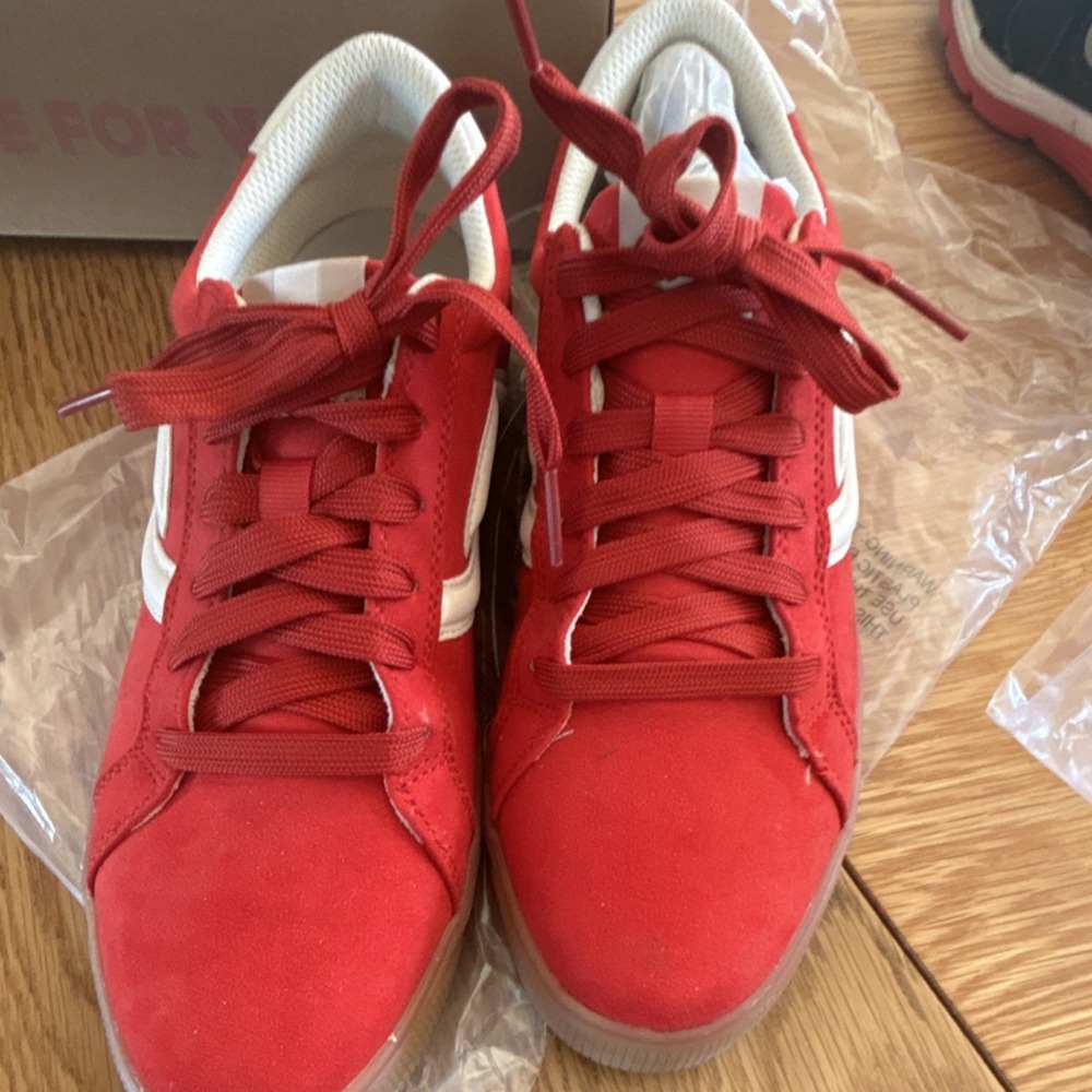 Ryka Women's Red White Lace Up Logo Low Top Athletic Sneakers size 8